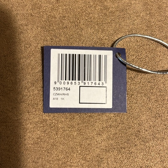 Swarovski Earrings long silver pink crystal. Studs can be wore alone - Picture 6 of 6